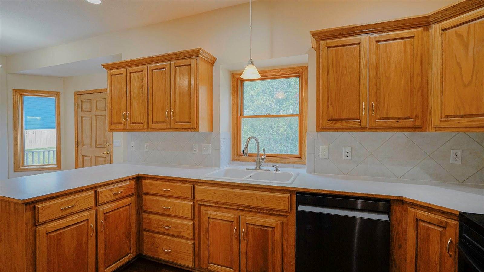 240 Canterbury Circle, Council Bluffs, IA 51503