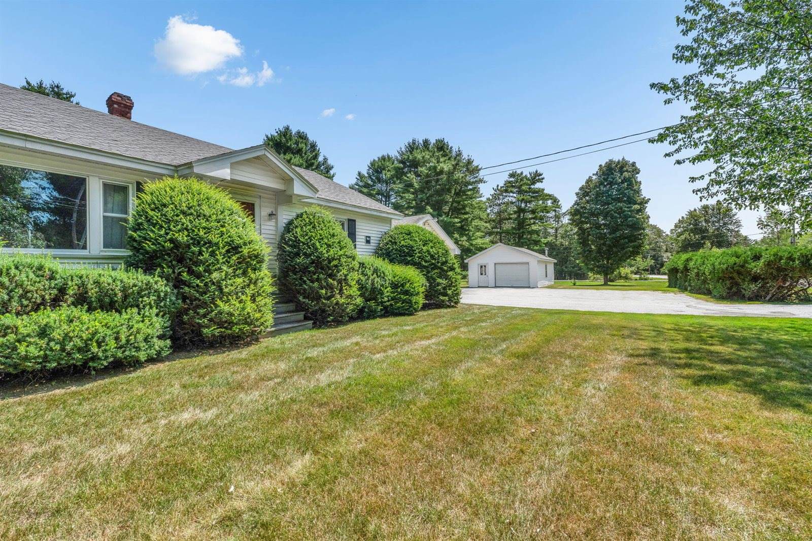 2639 Union Street, Hermon, ME 04401