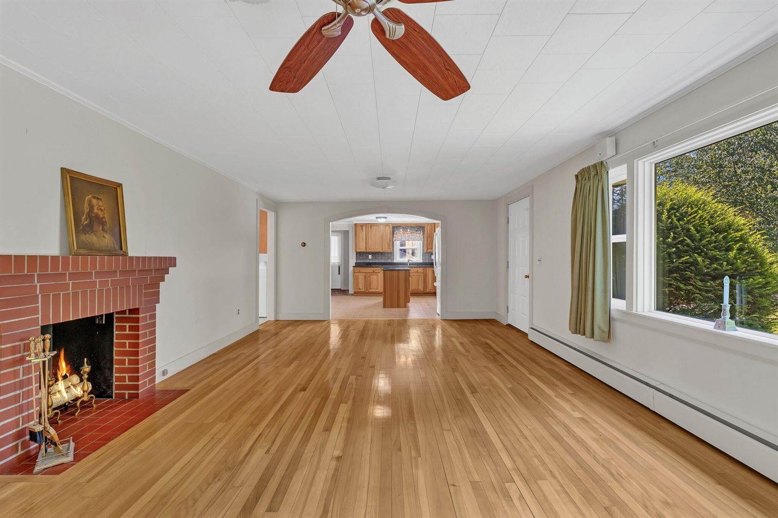 2639 Union Street, Hermon, ME 04401