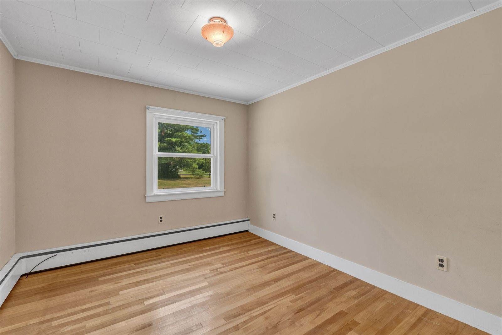 2639 Union Street, Hermon, ME 04401