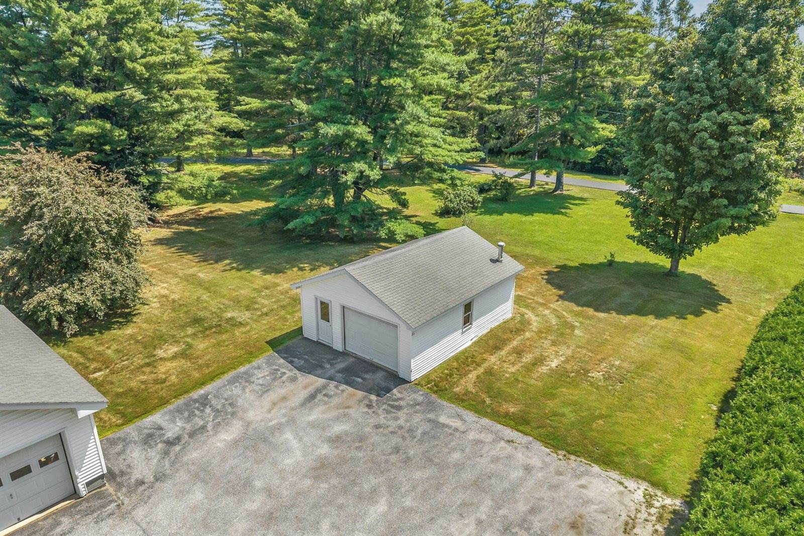 2639 Union Street, Hermon, ME 04401