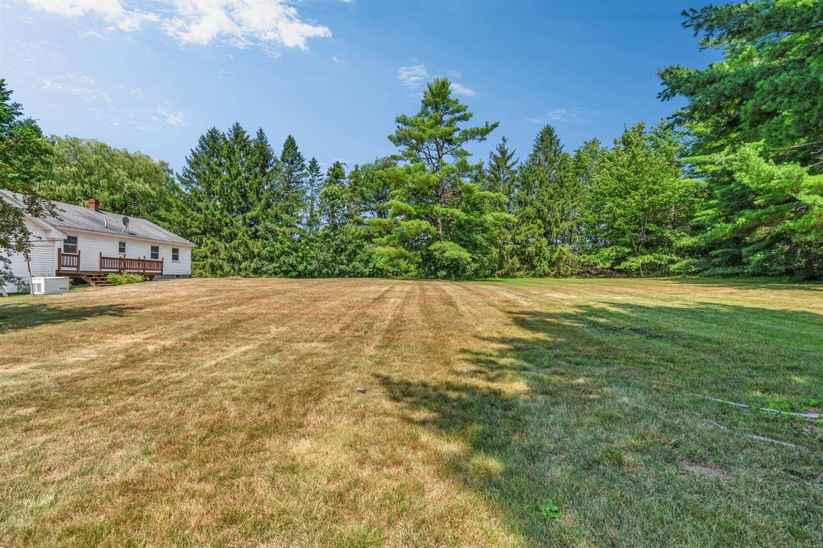 2639 Union Street, Hermon, ME 04401