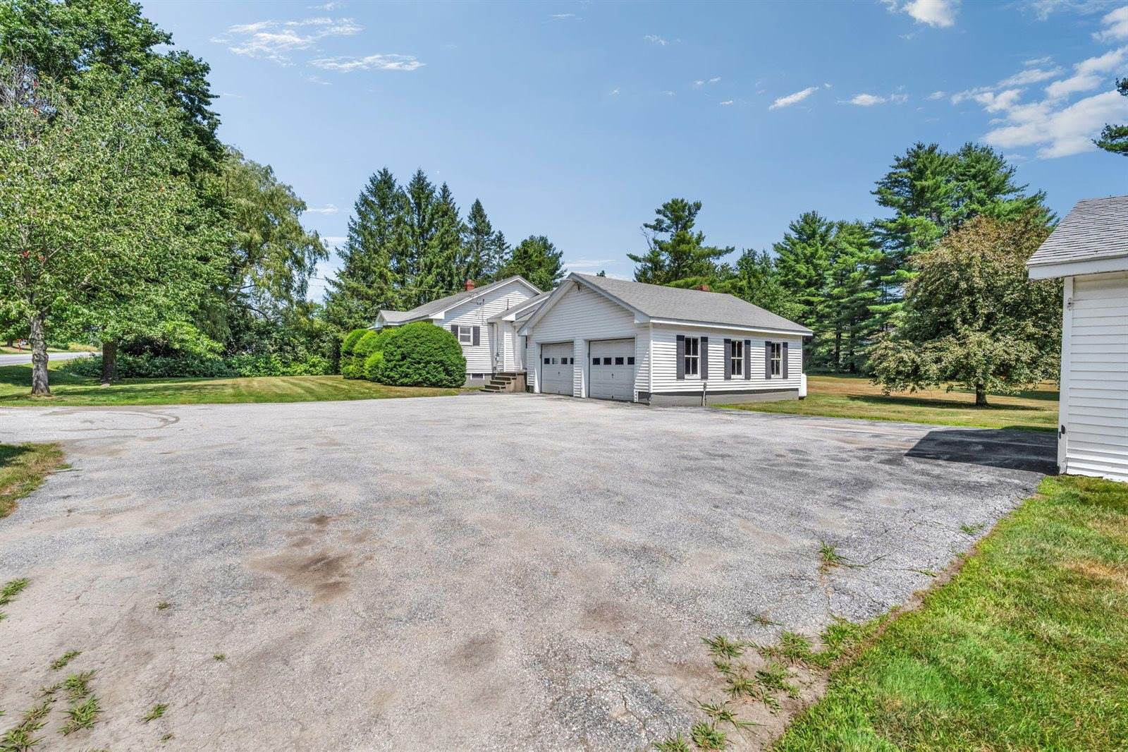 2639 Union Street, Hermon, ME 04401