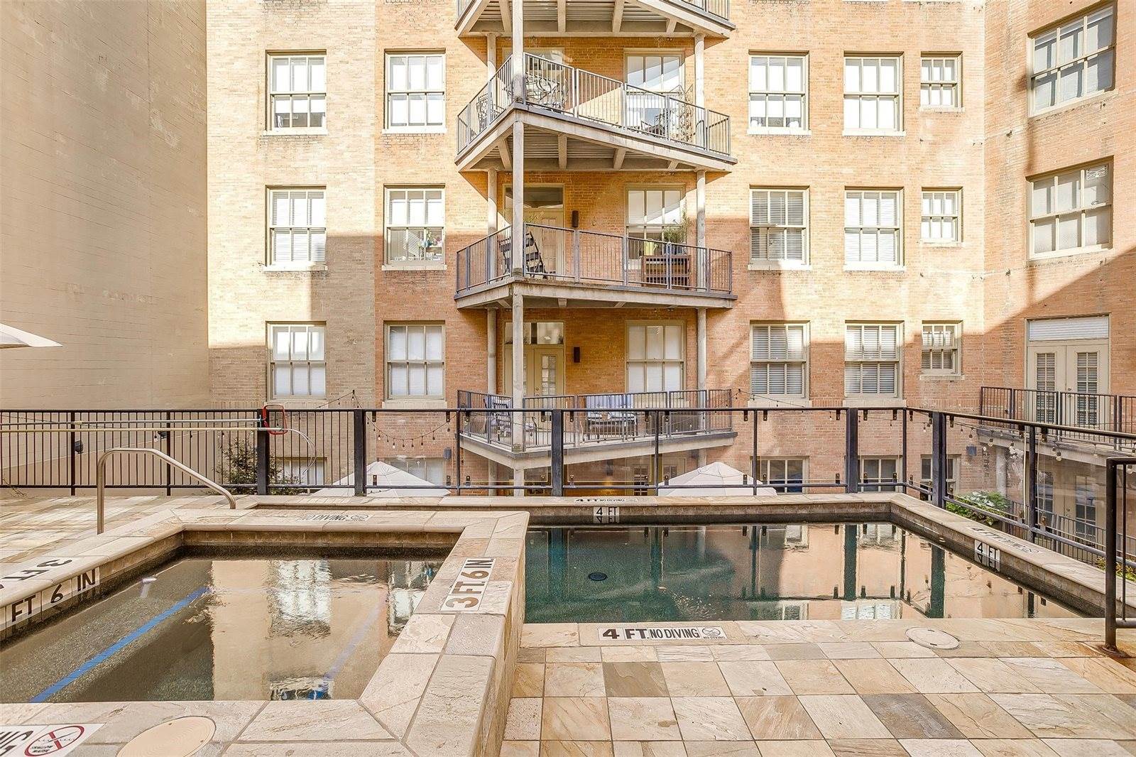 411 West 7th Street, Fort Worth, TX 76102