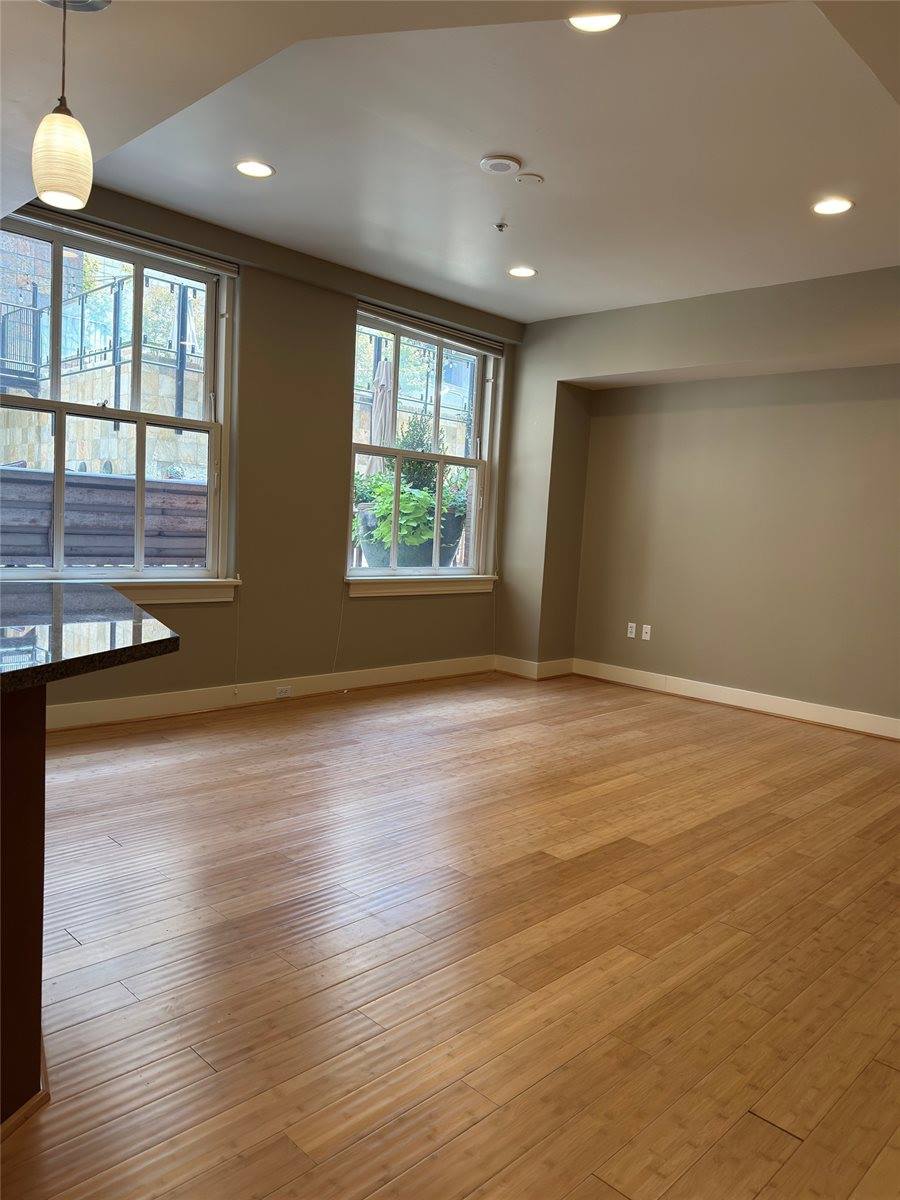 411 West 7th Street, Fort Worth, TX 76102