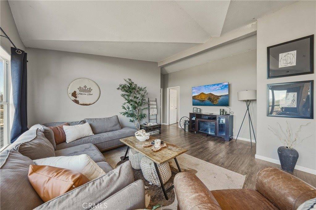20766 Yankee Valley, Hidden Valley Lake, CA 95467