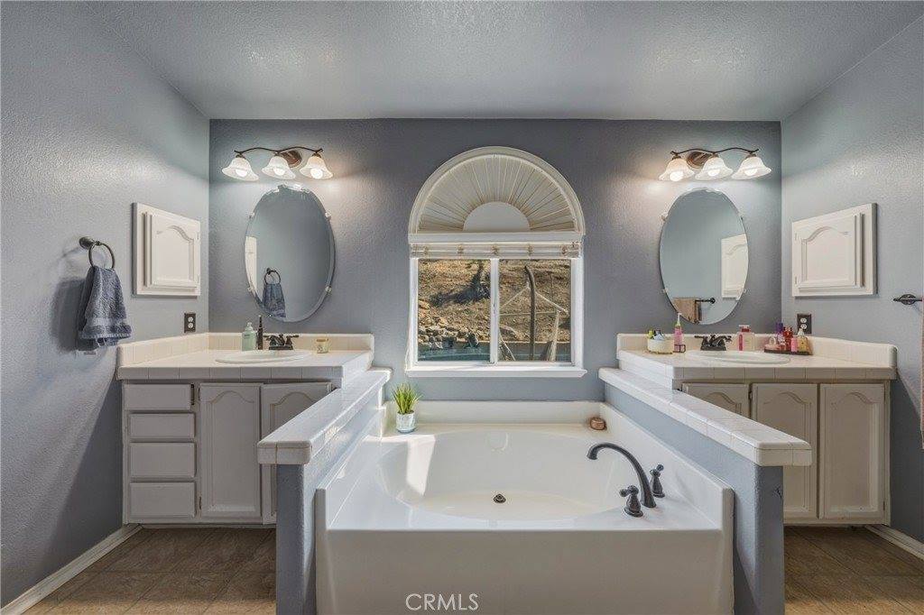 20766 Yankee Valley, Hidden Valley Lake, CA 95467