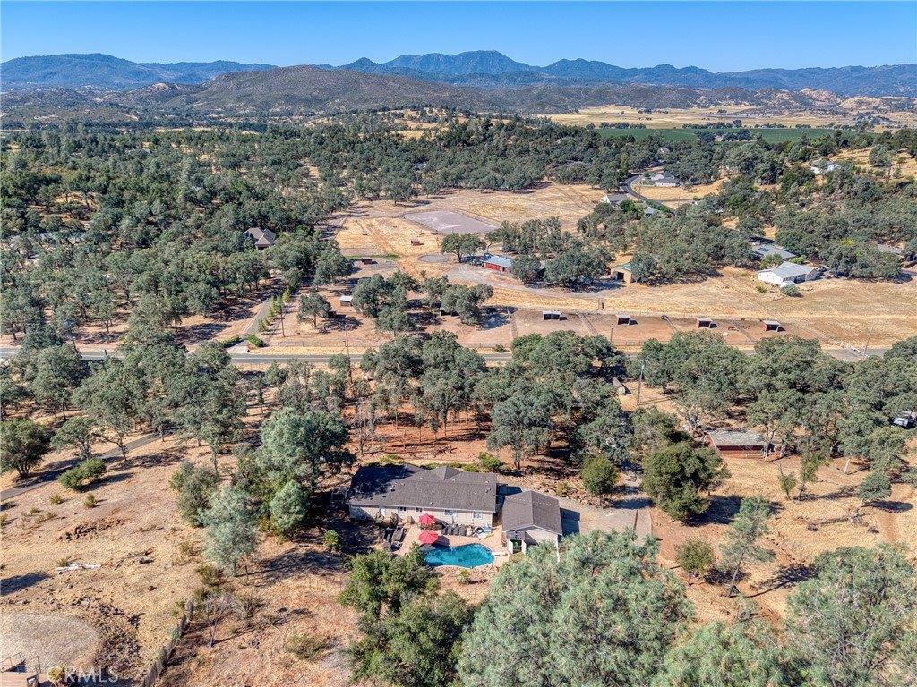 20766 Yankee Valley, Hidden Valley Lake, CA 95467