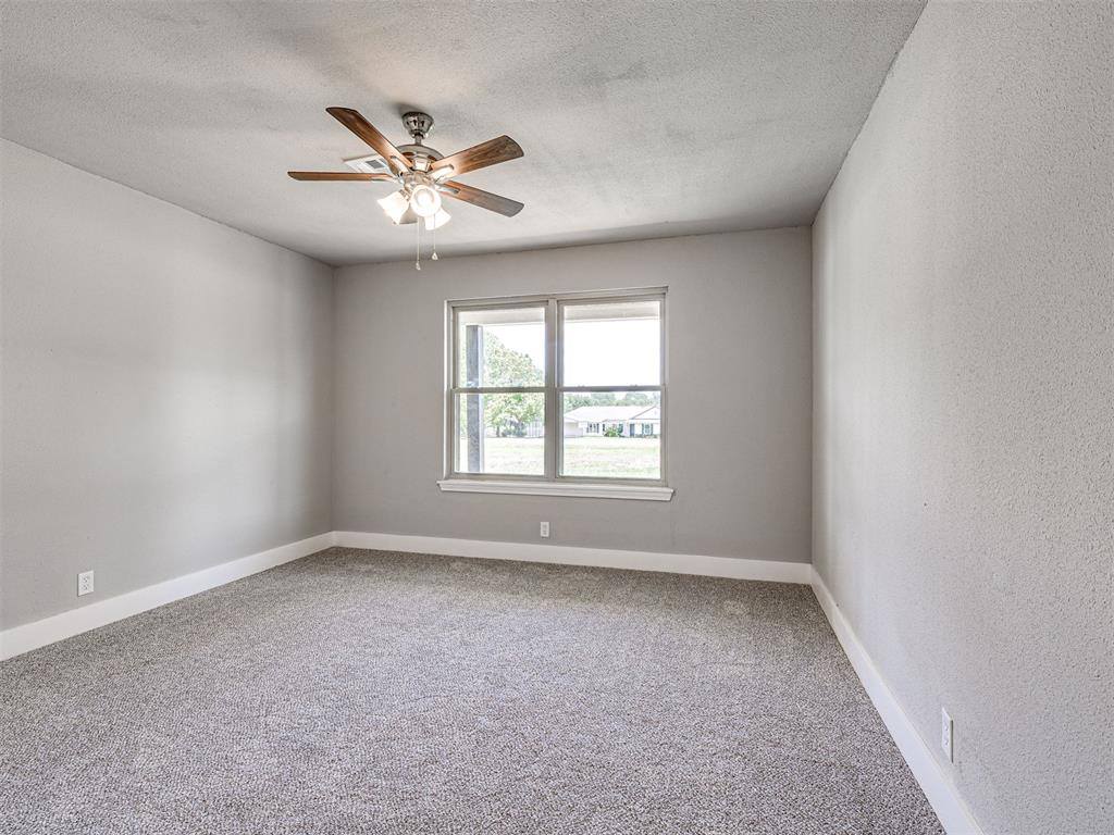 5704 Earl Drive, Shawnee, OK 74804