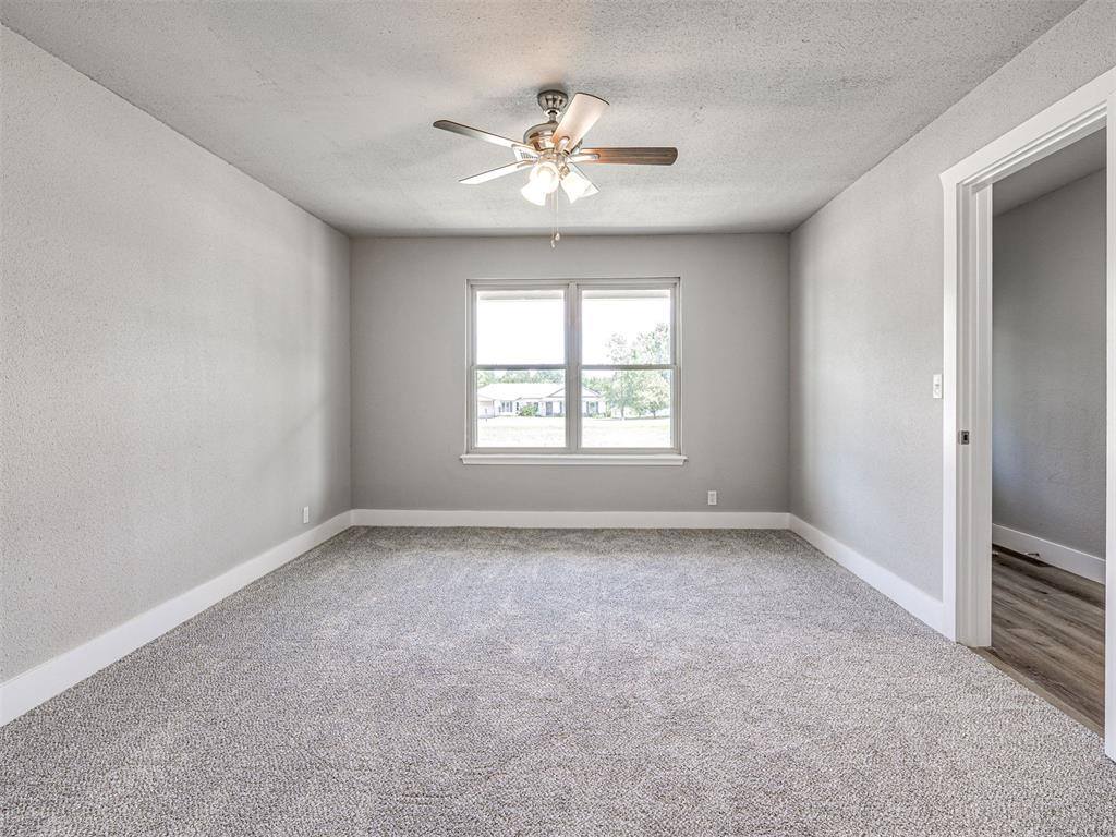 5704 Earl Drive, Shawnee, OK 74804