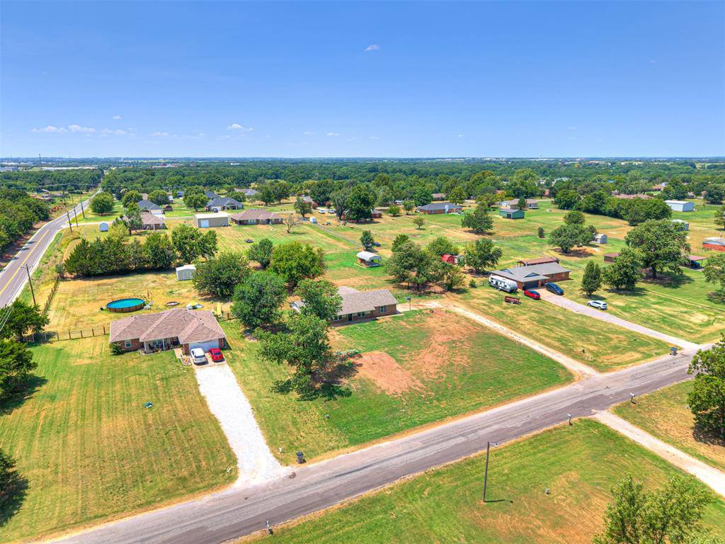 5704 Earl Drive, Shawnee, OK 74804