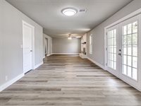 5704 Earl Drive, Shawnee, OK 74804