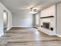 5704 Earl Drive, Shawnee, OK 74804