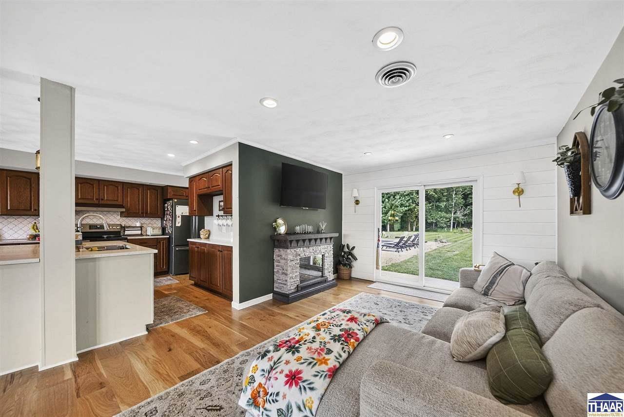 5025 North Miami Gardens, Brazil, IN 47834