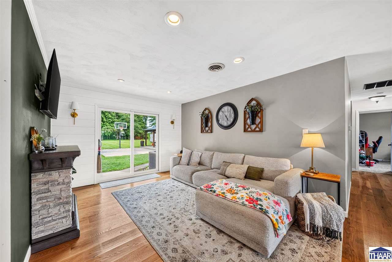 5025 North Miami Gardens, Brazil, IN 47834