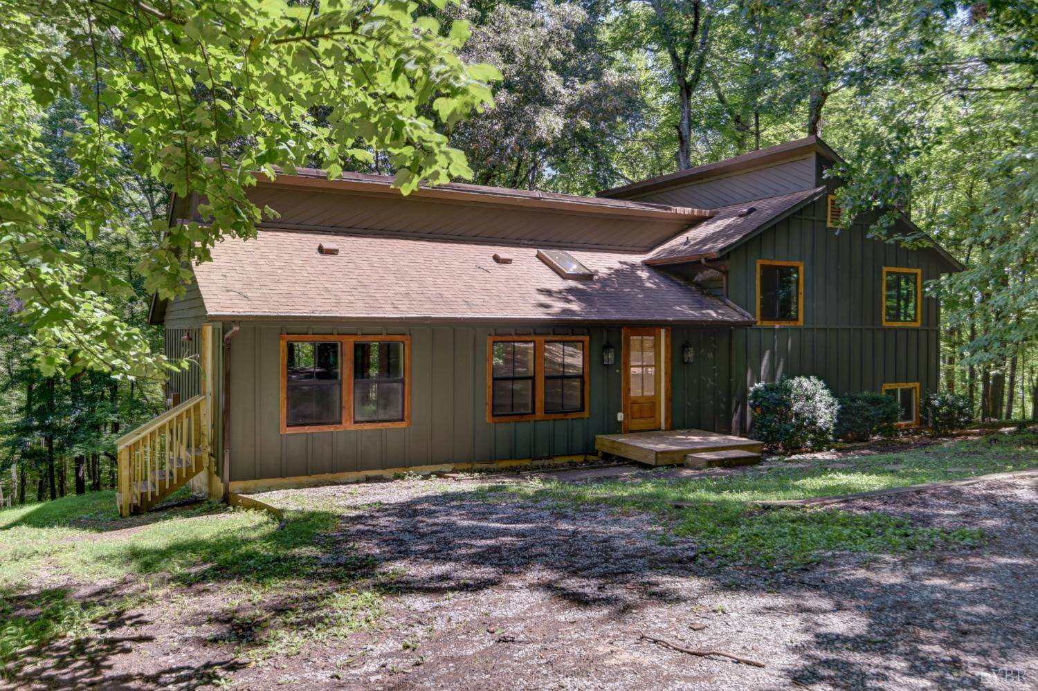 5154 Truman Hill Road, Hardy, VA 24101