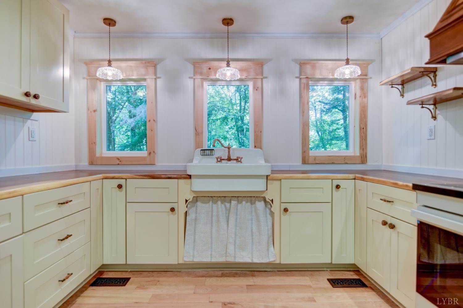 5154 Truman Hill Road, Hardy, VA 24101