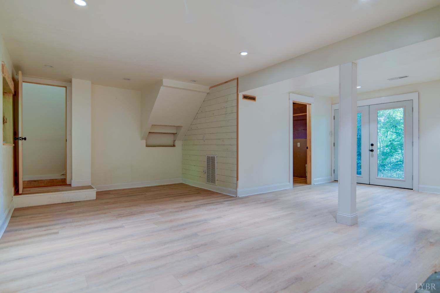 5154 Truman Hill Road, Hardy, VA 24101
