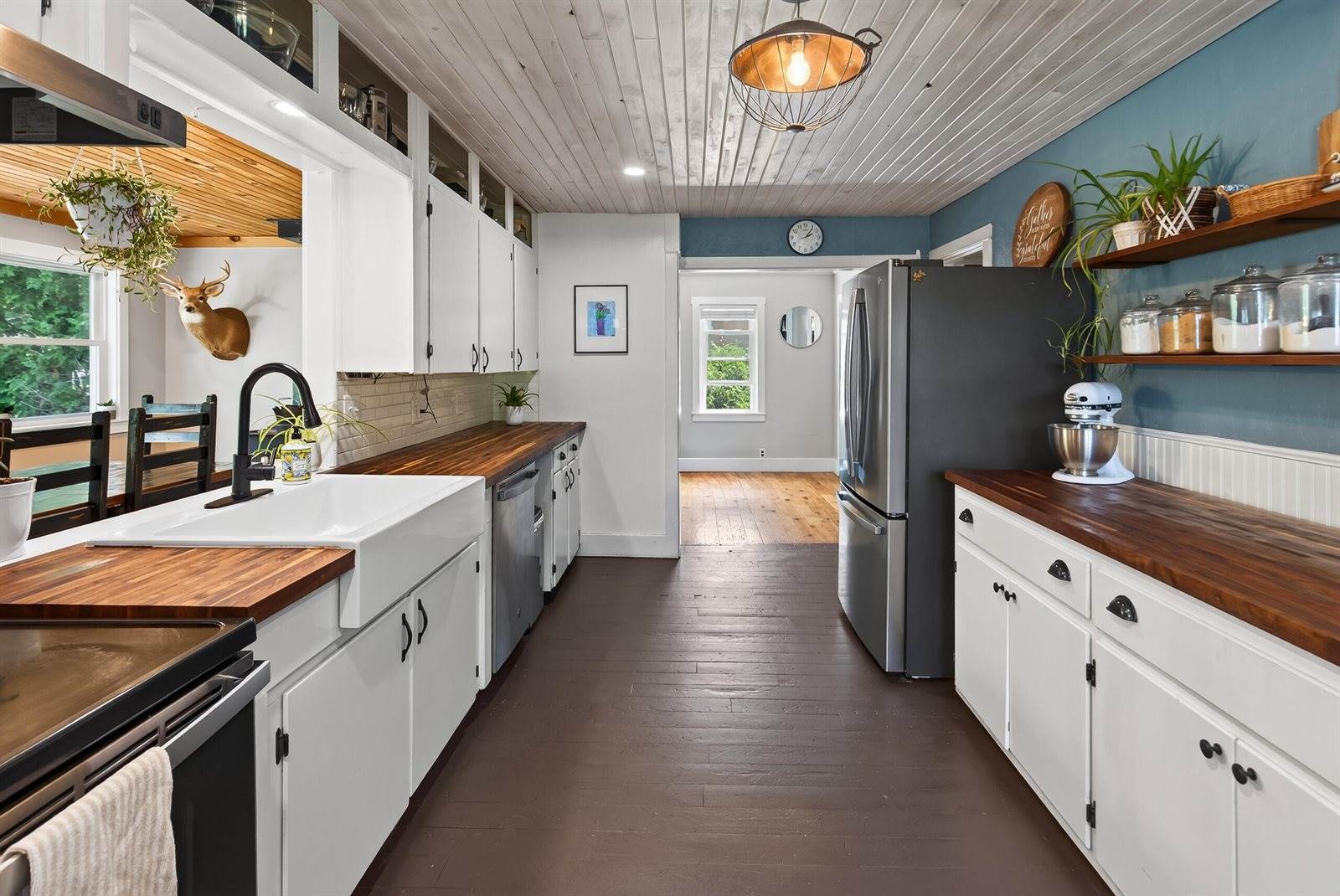 15 Nicholson Avenue, Bucksport, ME 04416