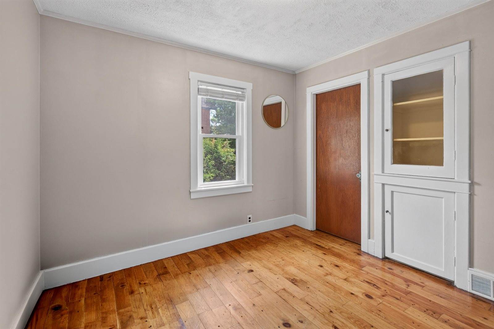 15 Nicholson Avenue, Bucksport, ME 04416