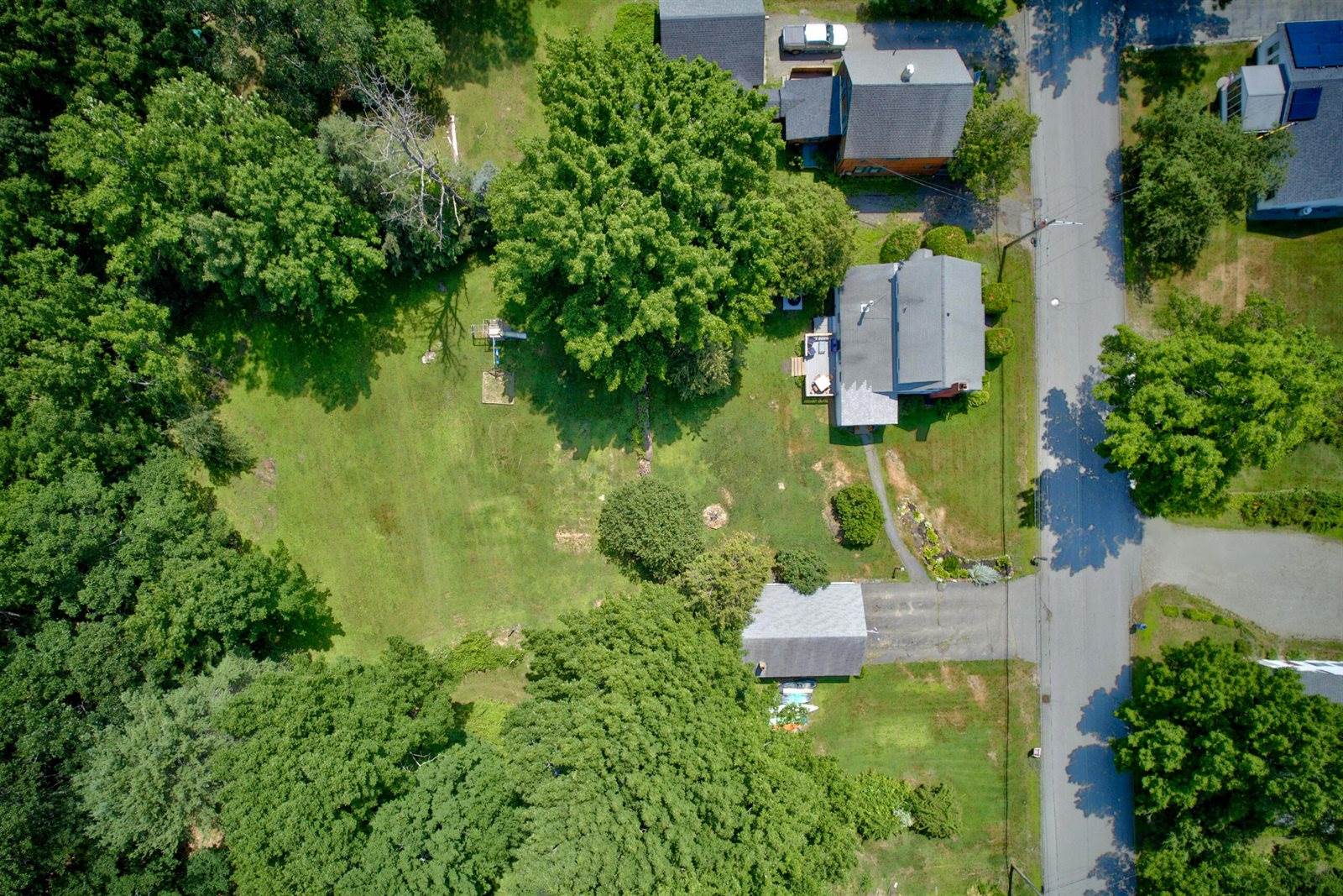 15 Nicholson Avenue, Bucksport, ME 04416