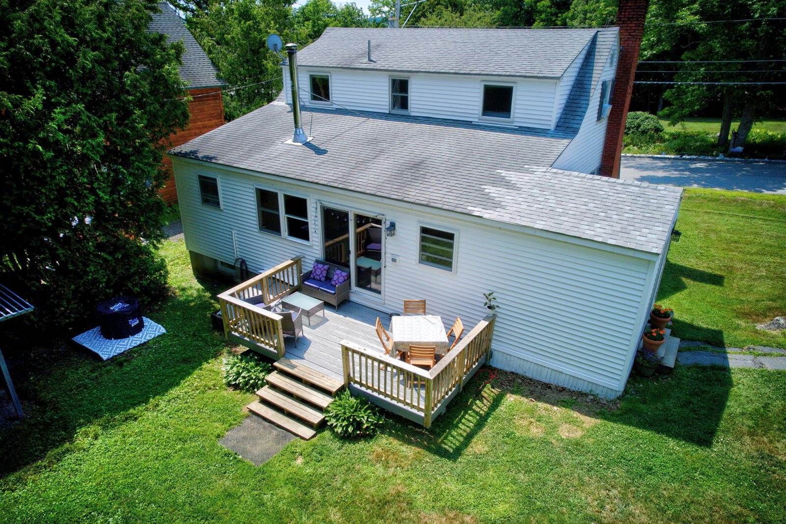15 Nicholson Avenue, Bucksport, ME 04416