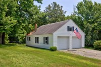 15 Nicholson Avenue, Bucksport, ME 04416