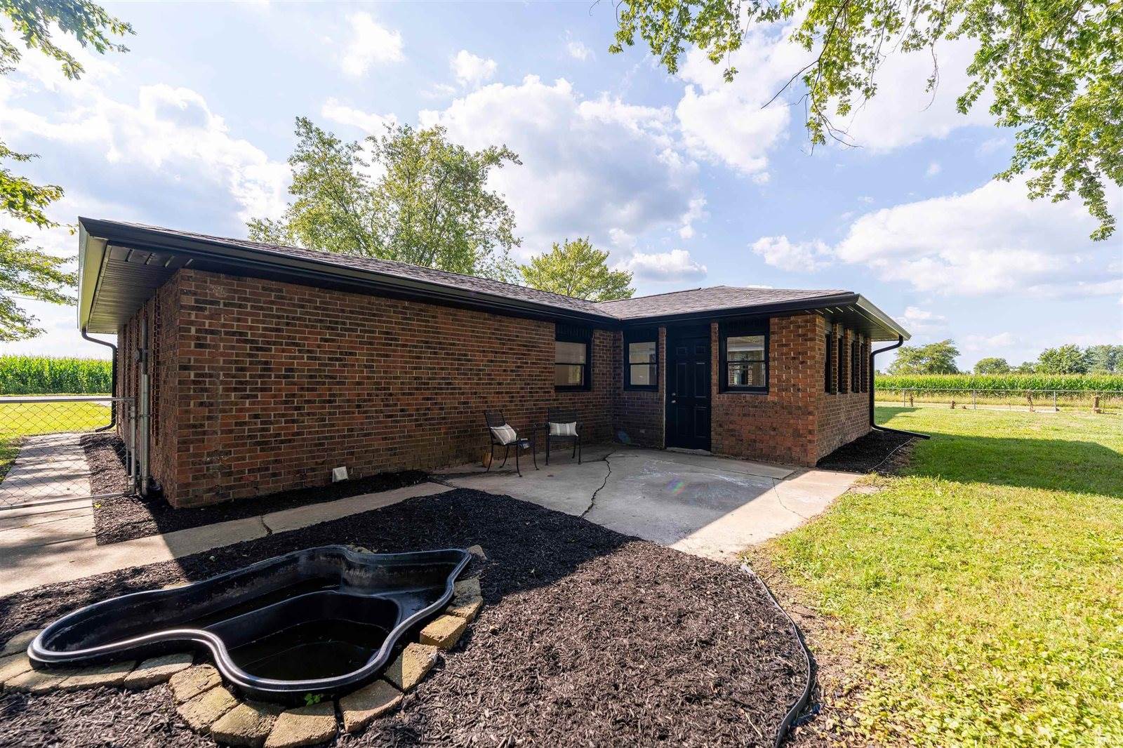 9290 South County Road 200 W, Muncie, IN 47302