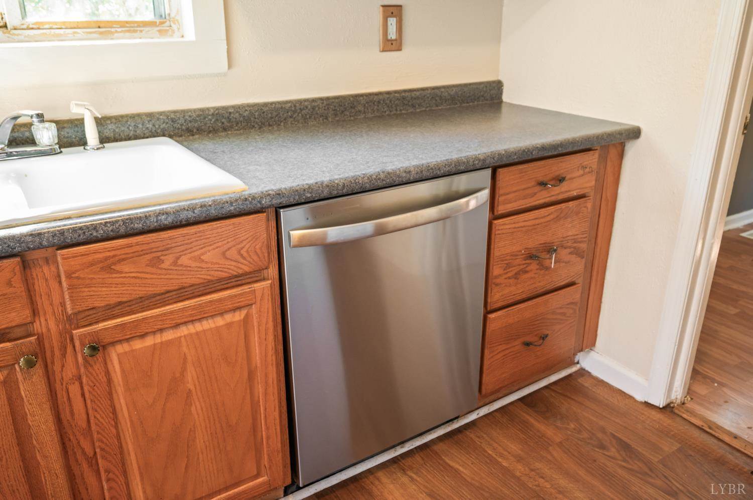 4196 Covered Bridge Rd, Gladys, VA 24554