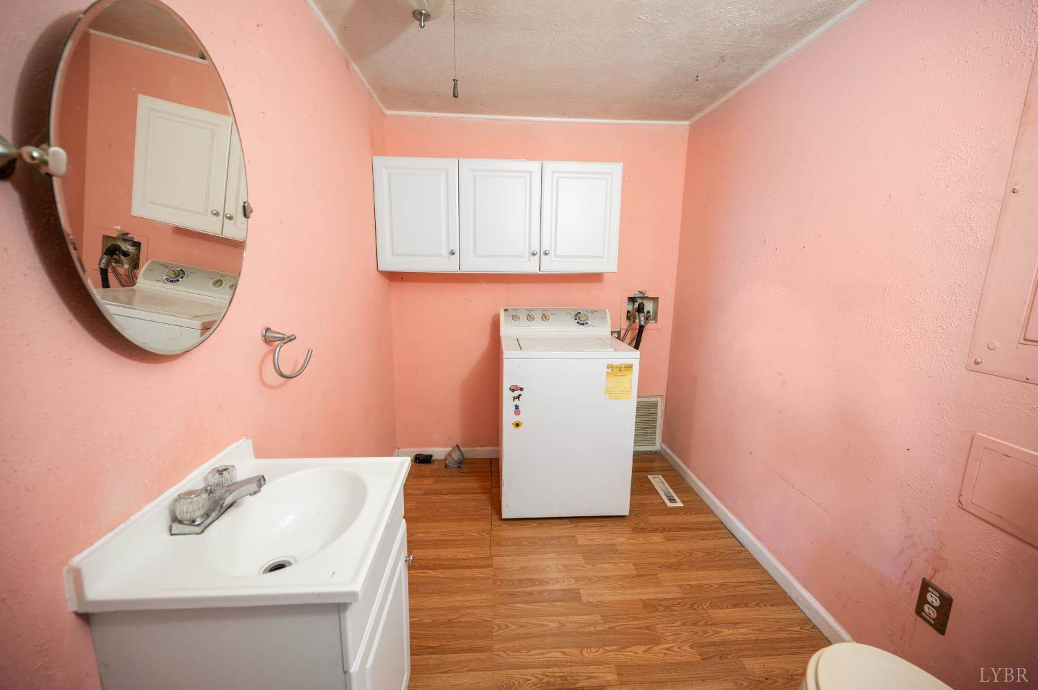 4196 Covered Bridge Rd, Gladys, VA 24554