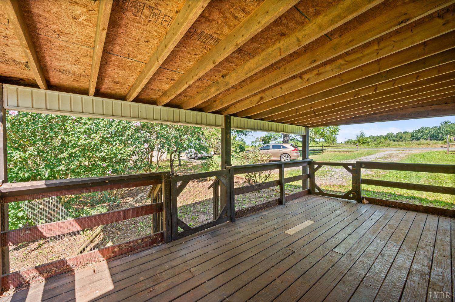 4196 Covered Bridge Rd, Gladys, VA 24554