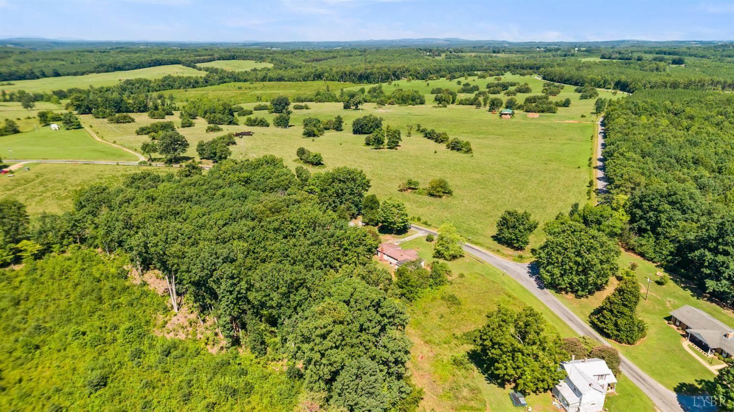 4196 Covered Bridge Rd, Gladys, VA 24554