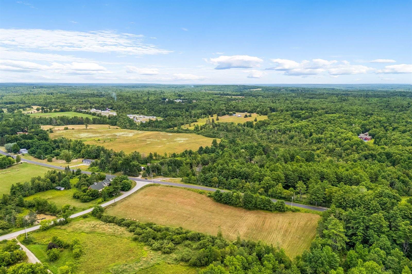 16 Pomroy Lane, Levant, ME 04456