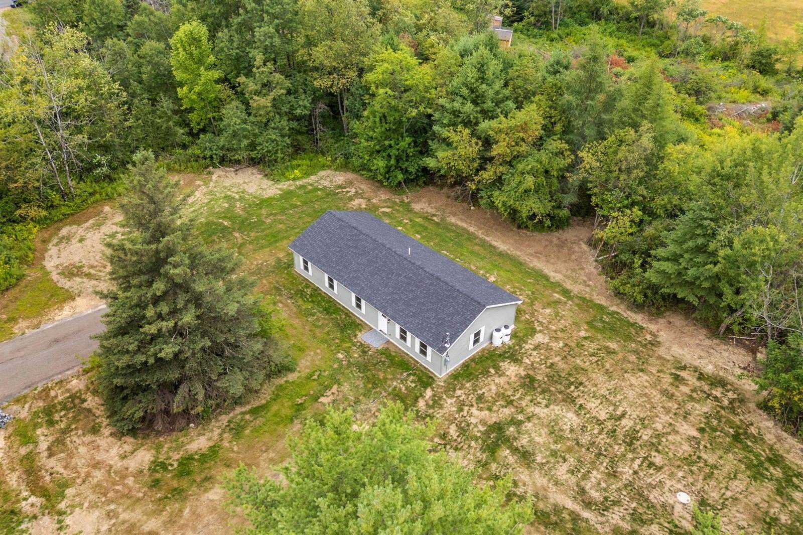 16 Pomroy Lane, Levant, ME 04456
