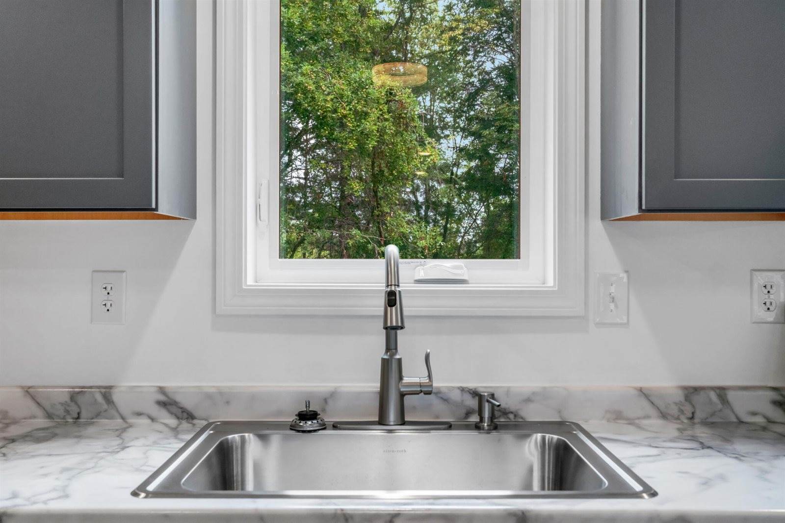 16 Pomroy Lane, Levant, ME 04456