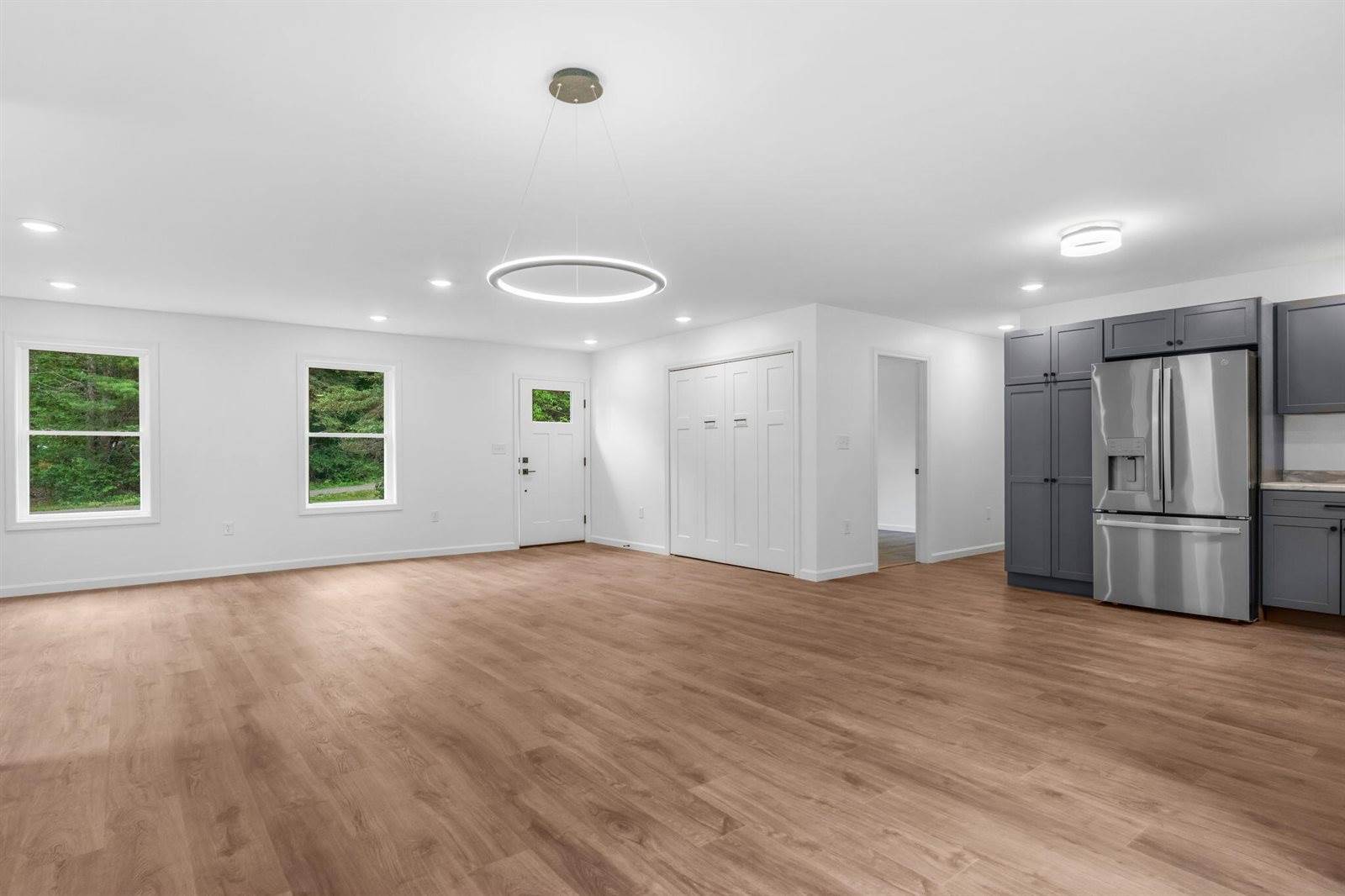 16 Pomroy Lane, Levant, ME 04456