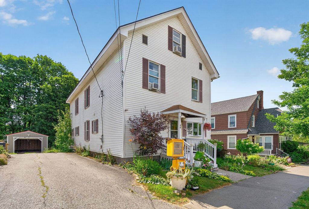 48 6th Street, Bangor, ME 04401