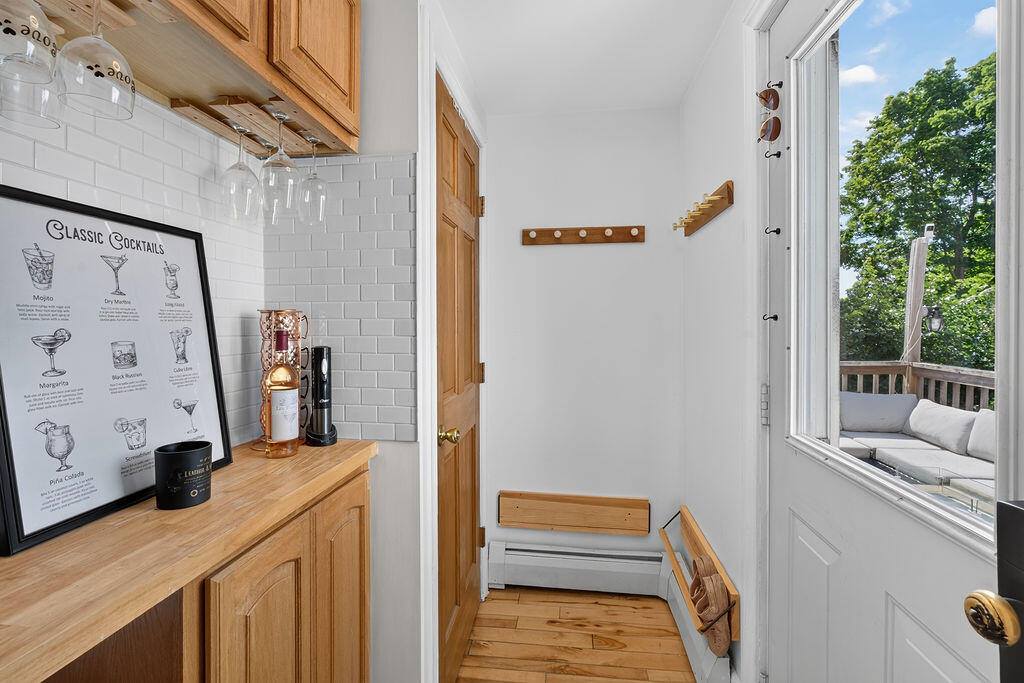 48 6th Street, Bangor, ME 04401
