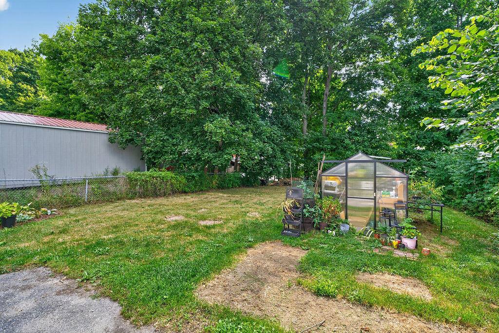 48 6th Street, Bangor, ME 04401
