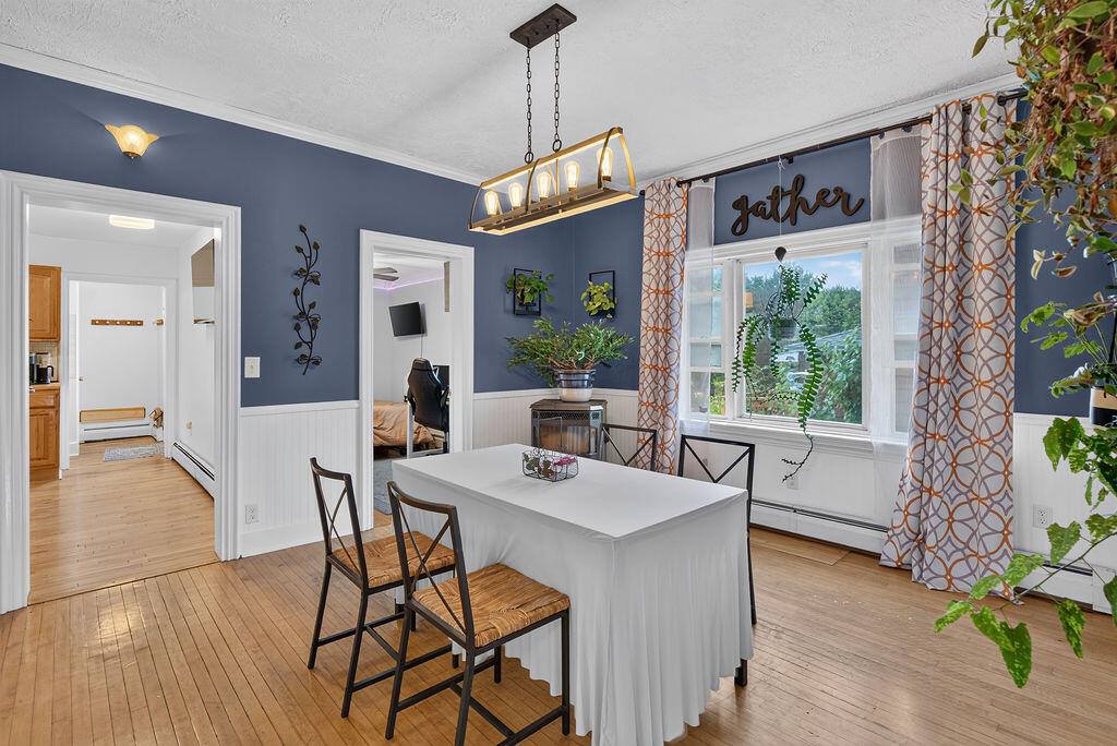 48 6th Street, Bangor, ME 04401