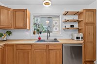 48 6th Street, Bangor, ME 04401