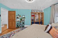 48 6th Street, Bangor, ME 04401