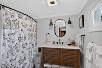 48 6th Street, Bangor, ME 04401