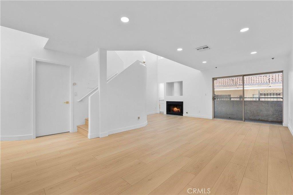 6036 Hazelhurst #C, North Hollywood, CA 91606