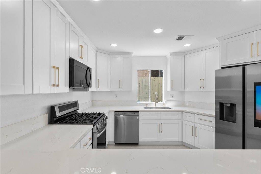 6036 Hazelhurst #C, North Hollywood, CA 91606