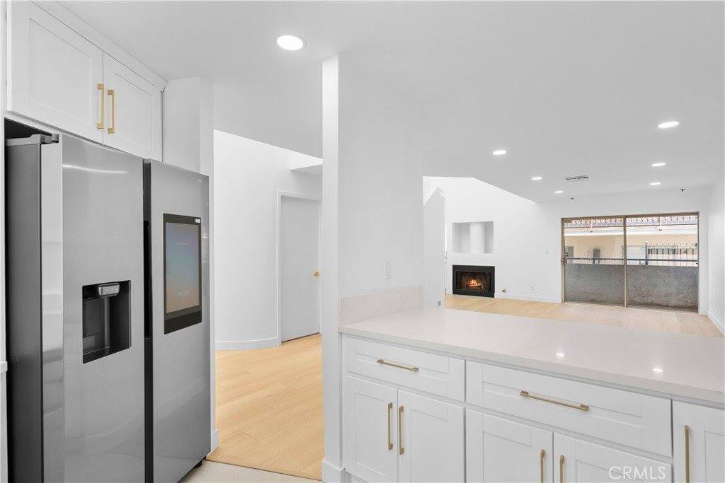 6036 Hazelhurst #C, North Hollywood, CA 91606