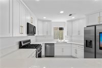 6036 Hazelhurst #C, North Hollywood, CA 91606