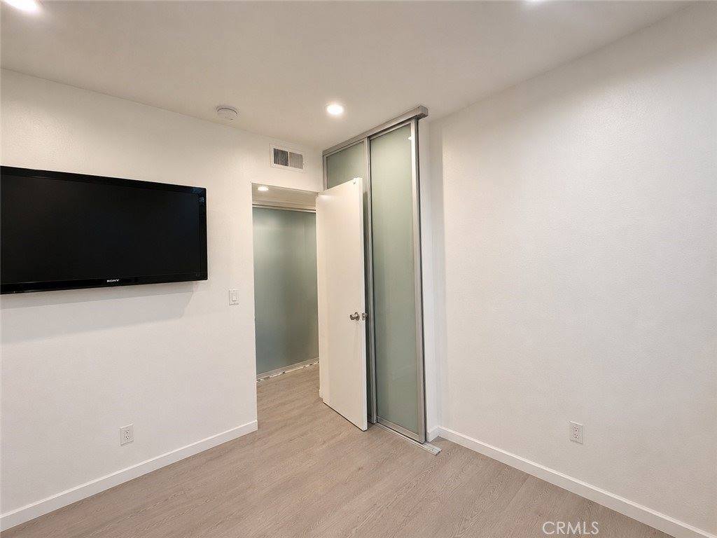 622 Westmount Dr, West Hollywood, CA 90069