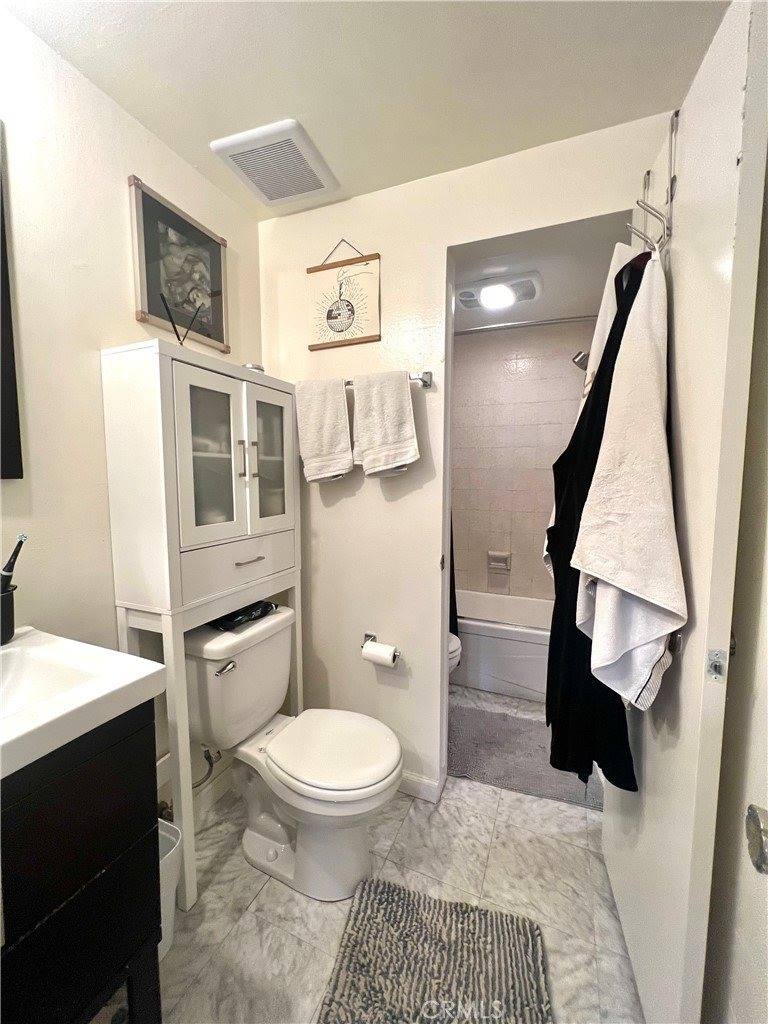 622 Westmount Dr, West Hollywood, CA 90069