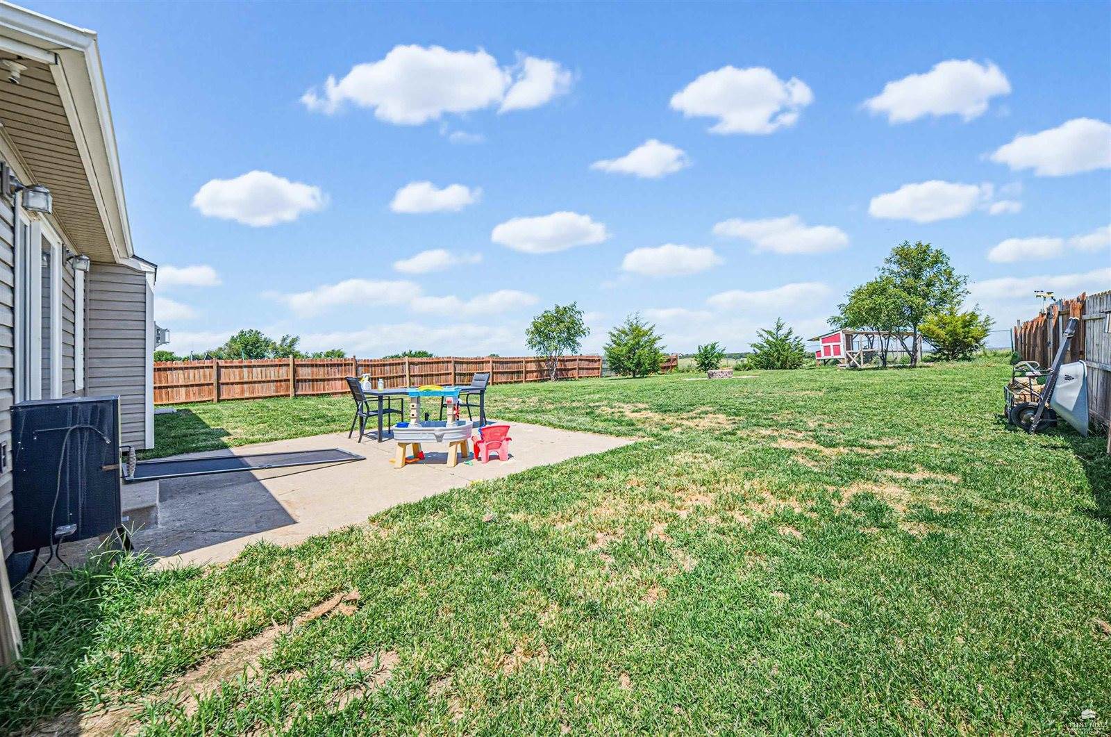 2026 Thompson Drive, Junction City, KS 66441